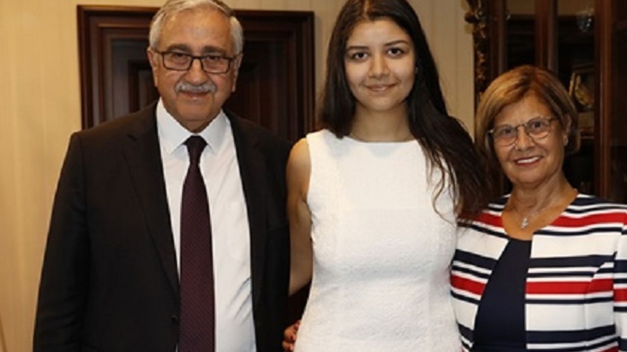 Cumhurbaşkanı Mustafa Akıncı, piyanist Görsev Tepe’yi kabul etti