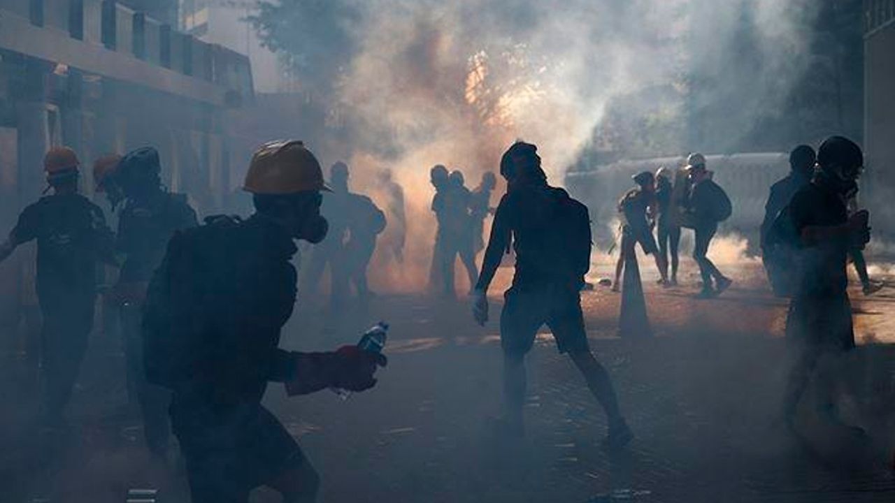Hong Kong’daki protestolarda gözaltı sayısı 420’ye yükseldi