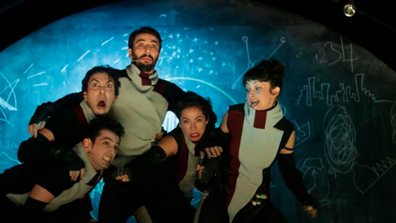 Tiyatro Festivali kapsamında “Yeni Dünya-Bir Uzay Macerası” isimli çocuk oyunu sahnelenecek