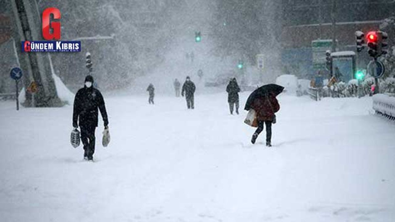 İspanya'da kar fırtınası 3 can aldı