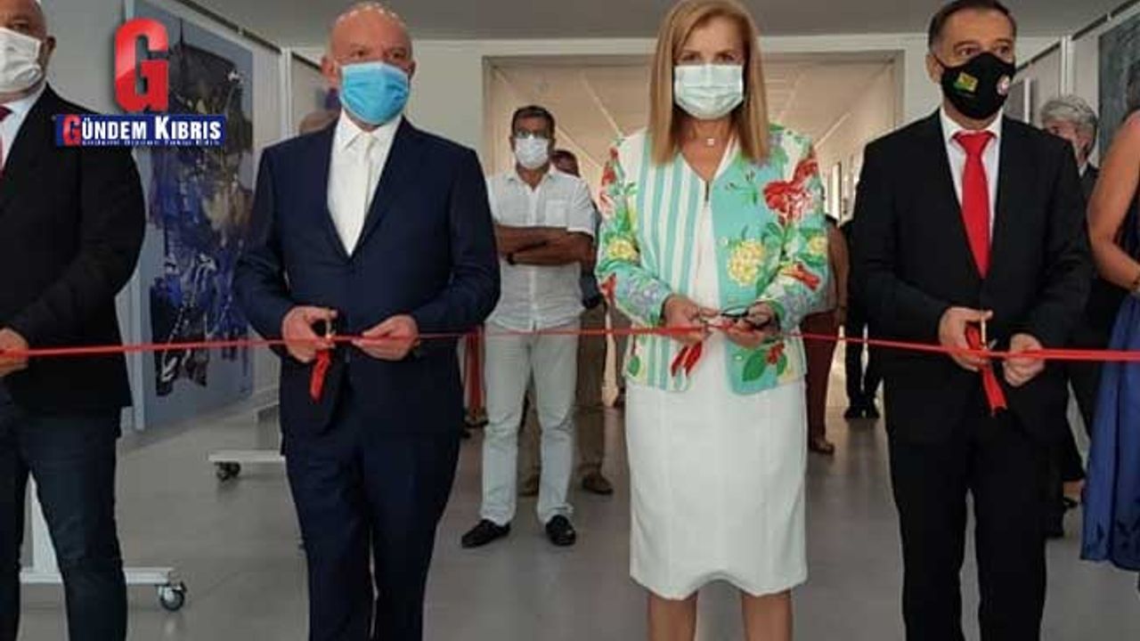 Bakan Canaltay, “Kıbrıs Posta Tarihi Sergisi”nin Açılışını Yaptı