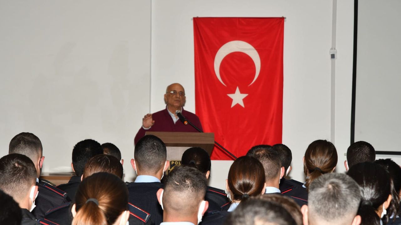 Ercan Çitlioğlu, Polis Okulu öğrencilerine ders verdi!