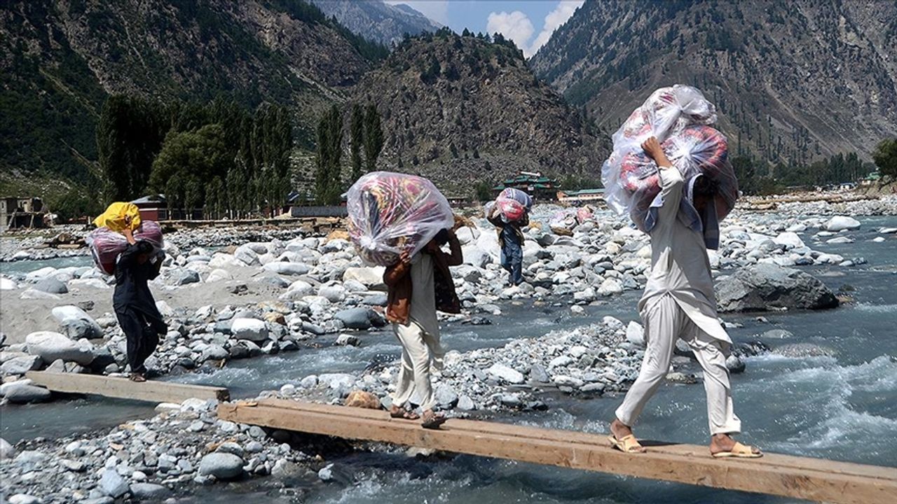 Uluslararası toplumun selden etkilenen Pakistan'a destek sözü 10 milyar doları aştı