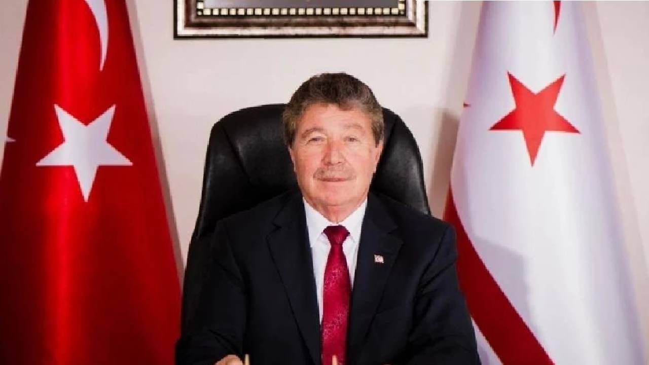 Başbakan Üstel, Cumhurbaşkanı Tatar’la birlikte yarın İstanbul’a gidecek