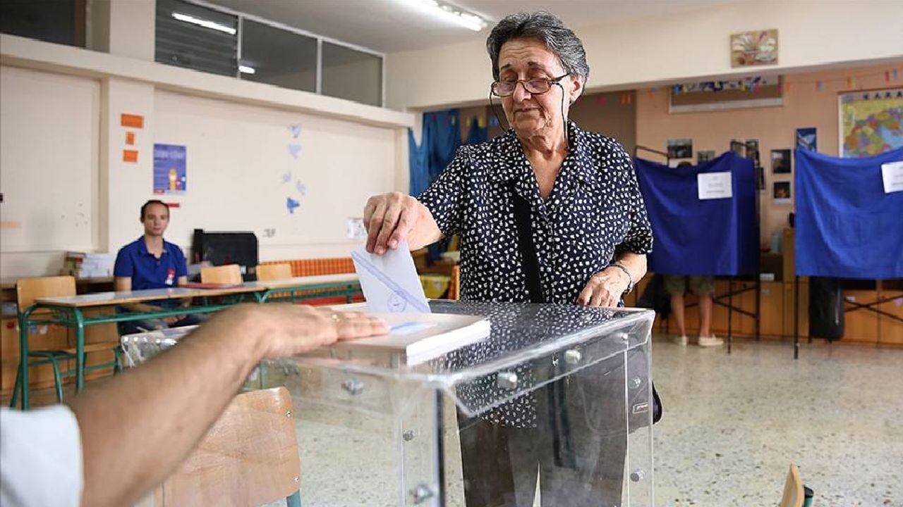 Yunanistan'da genel seçimlerin nisandan önce yapılmayacağı iddiası