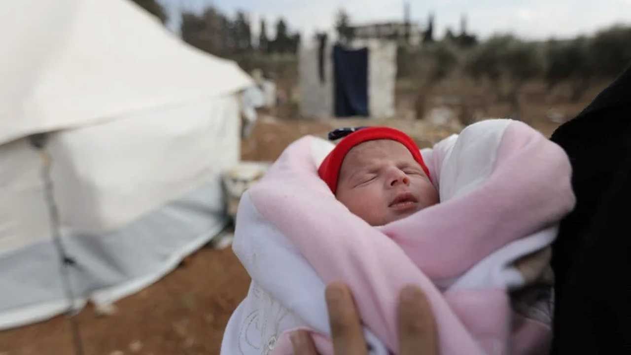 Enkazda doğup öksüz kalan "mucize bebek" yeni evini de Hatay merkezli depremde kaybetti