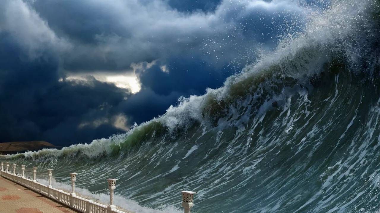 Akdeniz'e tsunami uyarısı yapıldı