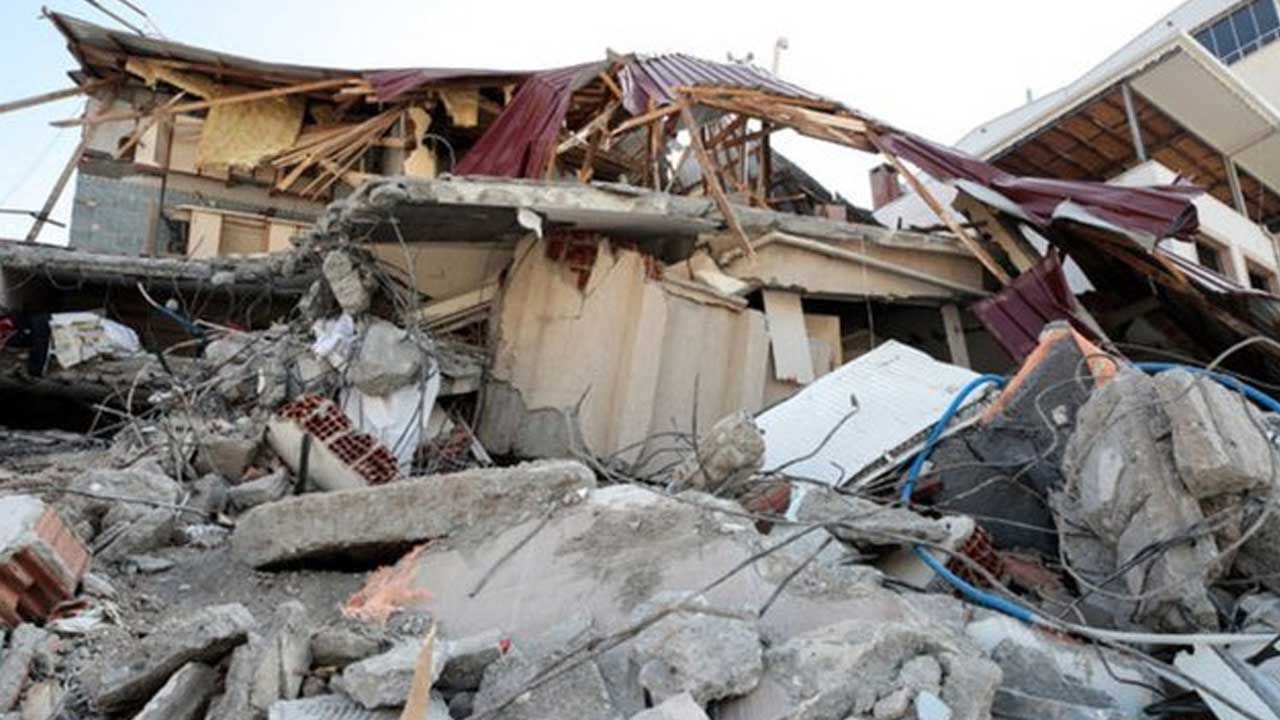 Depremlerde can kaybı 50 bini aştı