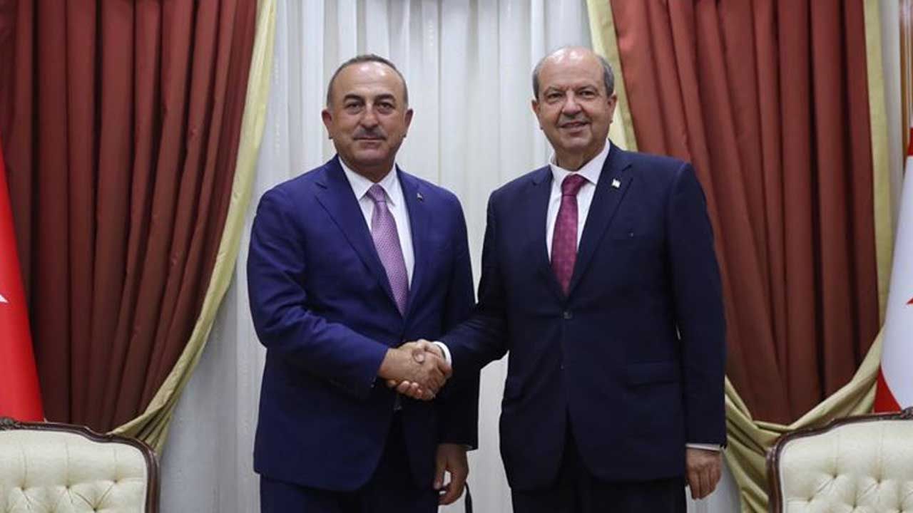 Çavuşoğlu, Cumhurbaşkanı Tatar'a geçmiş olsun dileklerini iletti