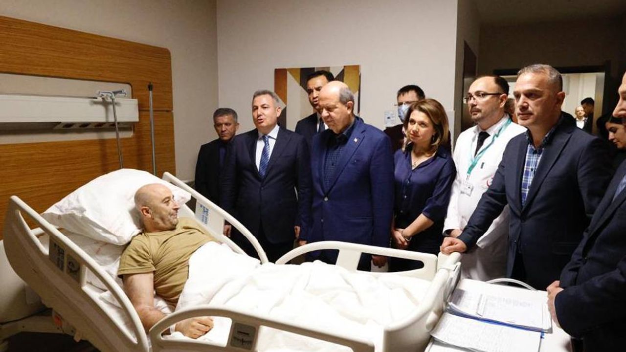 Cumhurbaşkanı Tatar, Adana’da tedavi gören depremzedeleri ziyaret etti