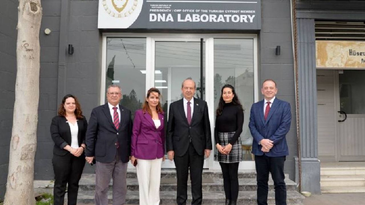 Cumhurbaşkanı Tatar, Cumhurbaşkanlığı Kayıp Şahıslar Komitesi DNA Laboratuvarı’nı ziyaret etti
