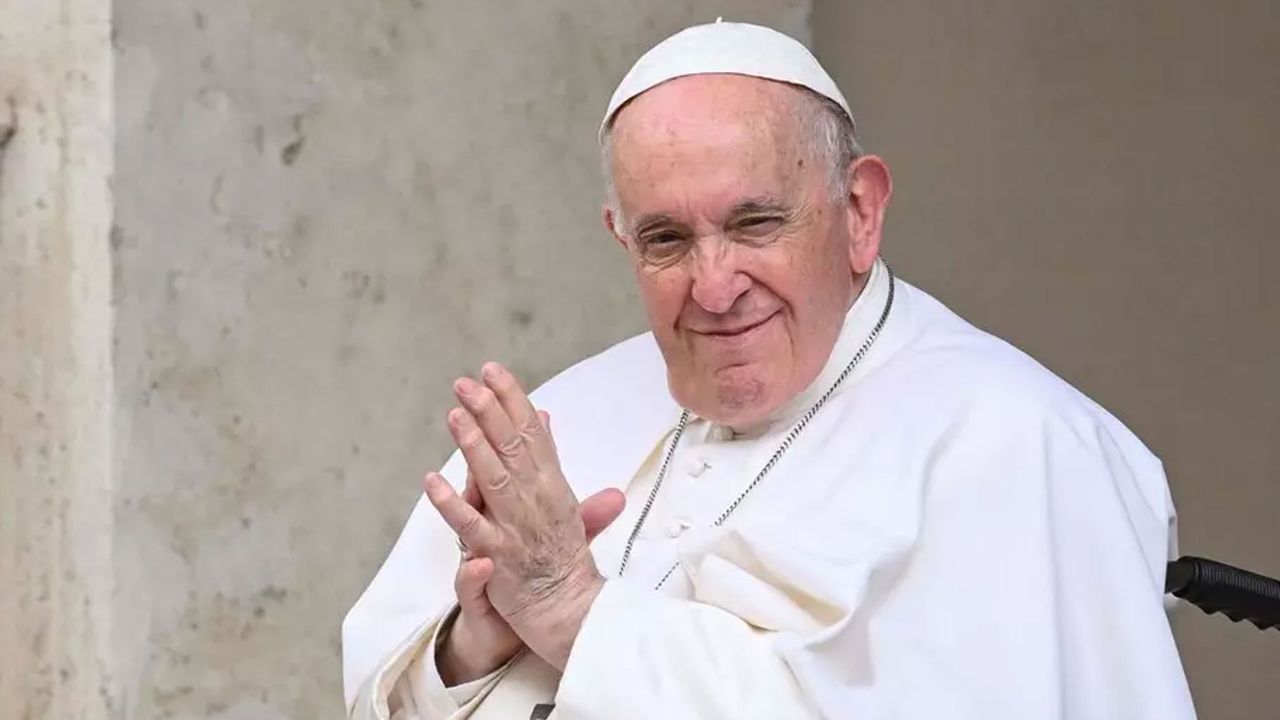 Papa'dan dikkat çeken sözler... "Ülke iyiliği için daha fazla ilişkiye girin"