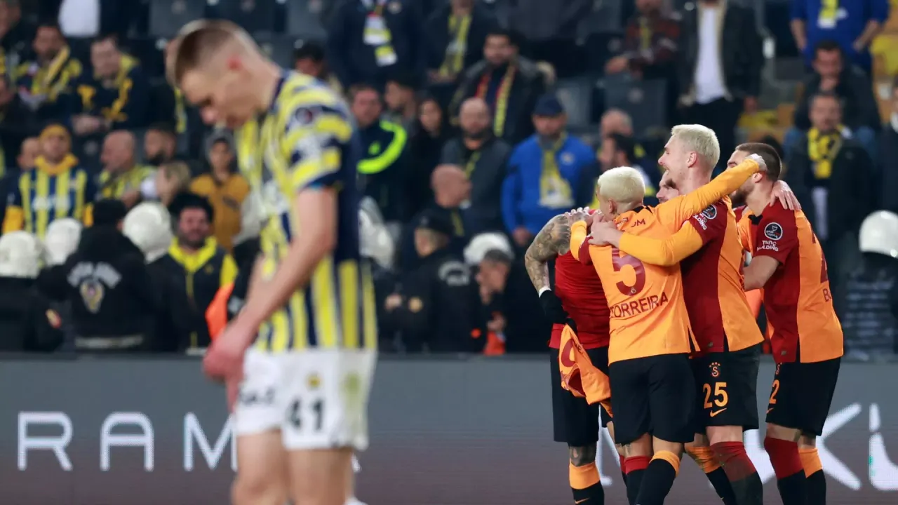 Galatasaray-Fenerbahçe derbisinin oynanacağı tarih açıklandı