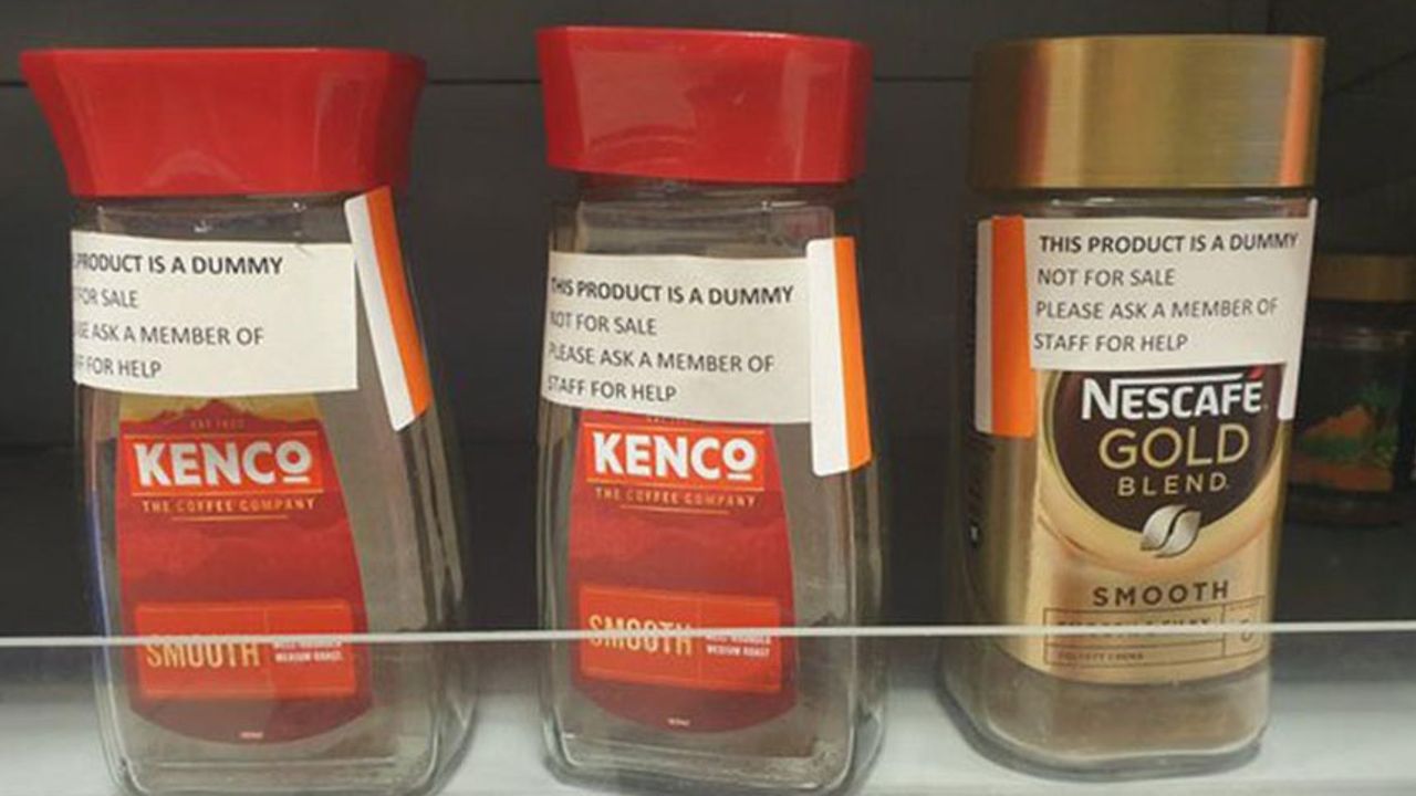 İngiltere süper marketlerinde hırsızlığa karşı sahte kahve koyuldu
