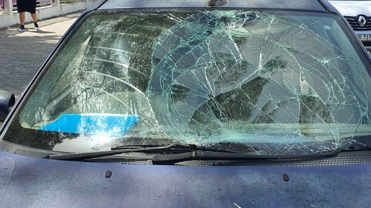 Lefkoşa'da kaza: Baba ve 3 yaşındaki oğluna araç çarptı