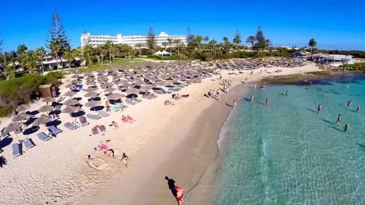 Güney Kıbrıs’ta turist sayısında artış
