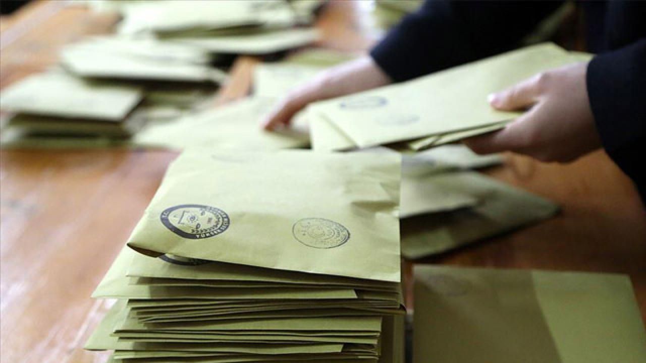 Türkiye'deki cumhurbaşkanlığı seçiminin ikinci turu için KKTC'de oy verme işlemi başladı