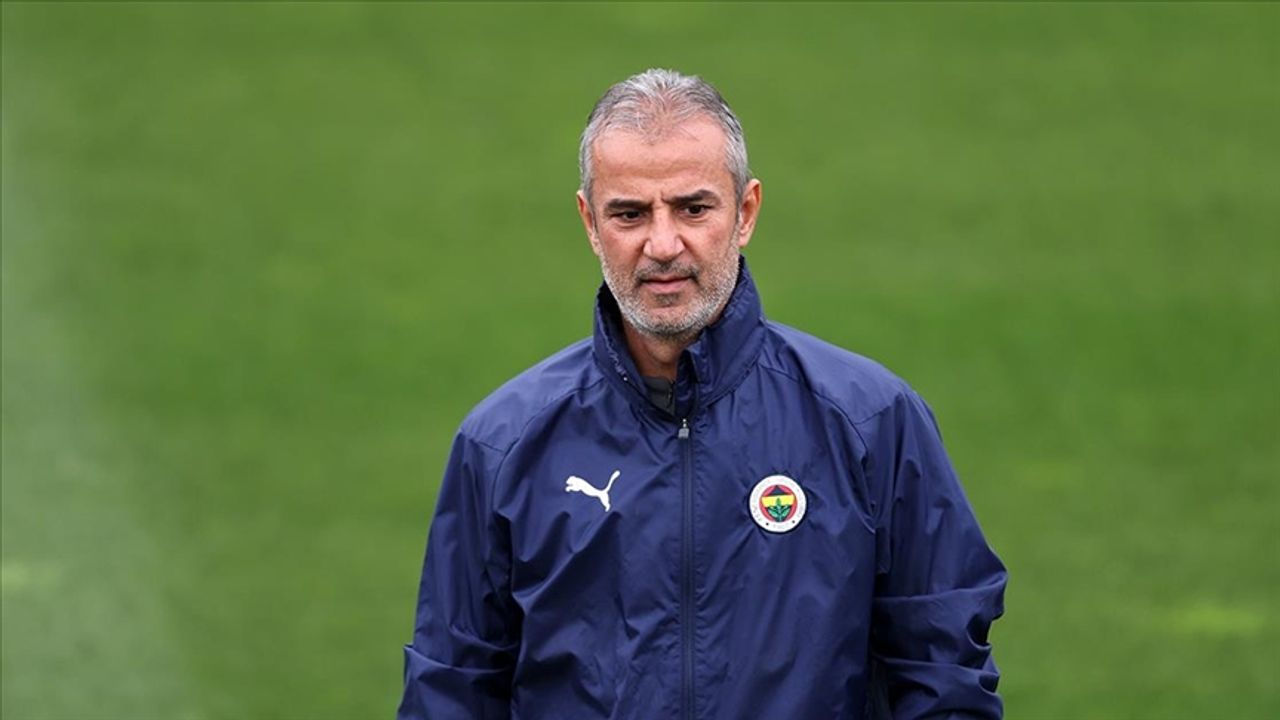 Fenerbahçe'de teknik direktörlüğe İsmail Kartal getirildi 