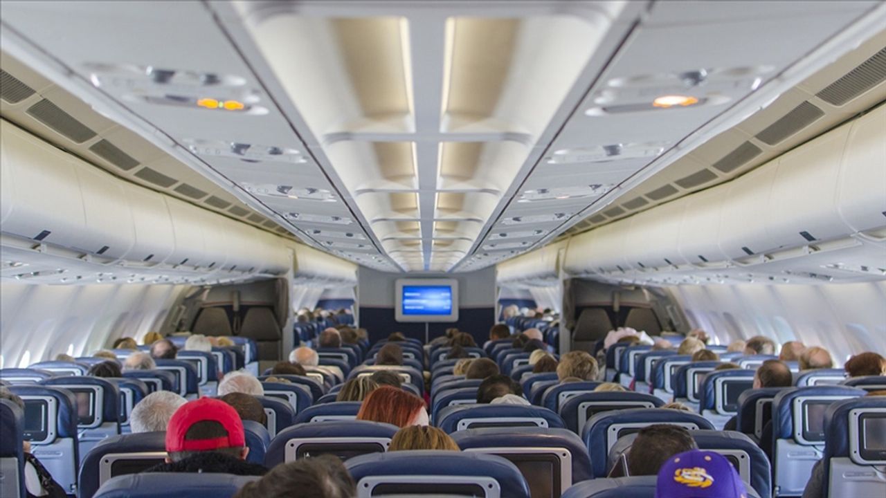 Dünya genelinde 2022'de uçuşlarda sorun çıkaran yolcuların oranı yüzde 47 arttı 