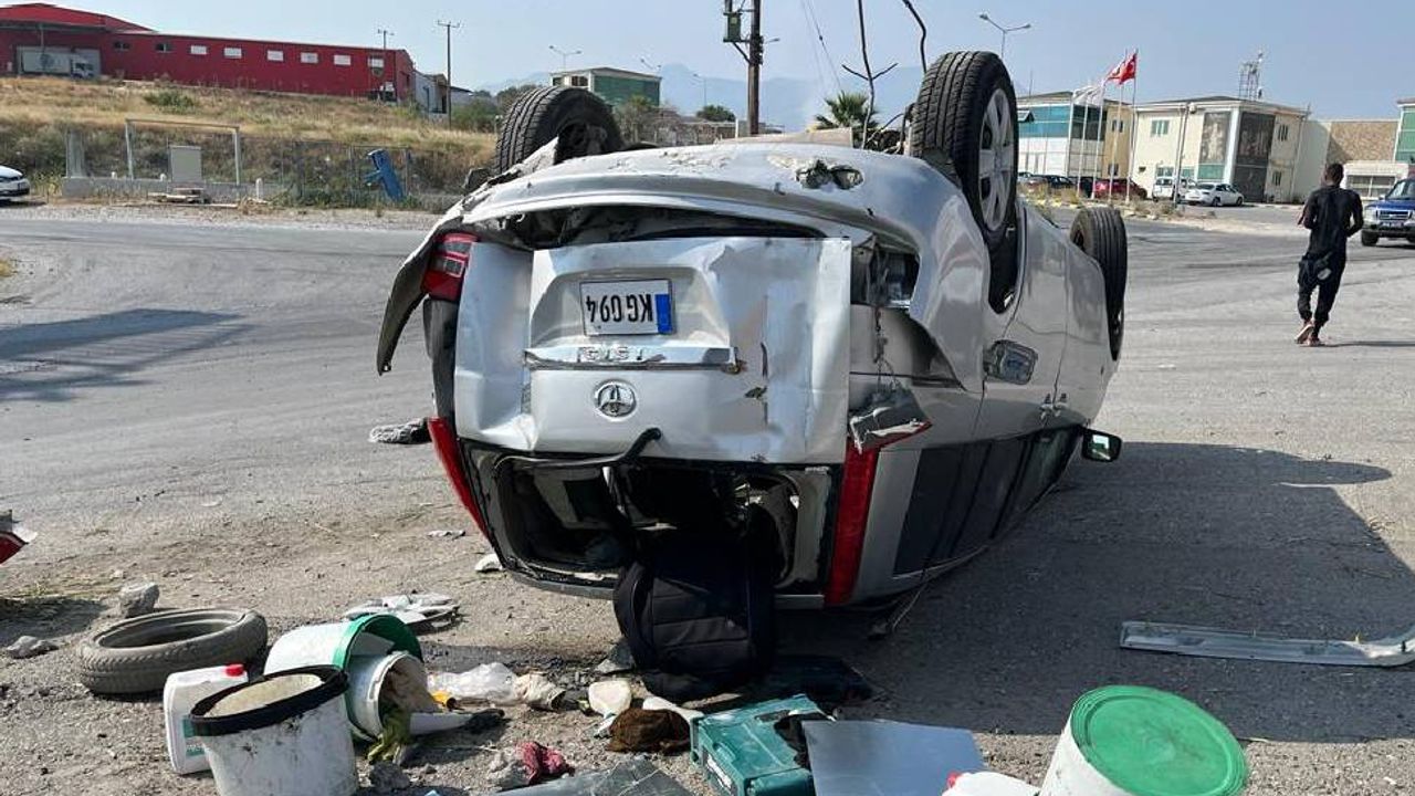 Lefkoşa-Gazimağusa ana yolunda kaza: Yaralanan olmadı