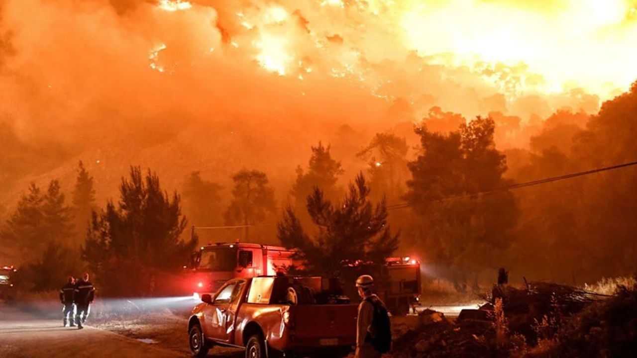 Yunanistan'da orman yangını: Can kaybı 21'e yükseldi