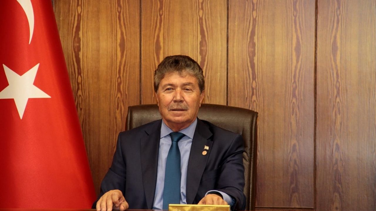 Başbakan Üstel'den Ulaç ve Tekakpınar'a tebrik mesajı