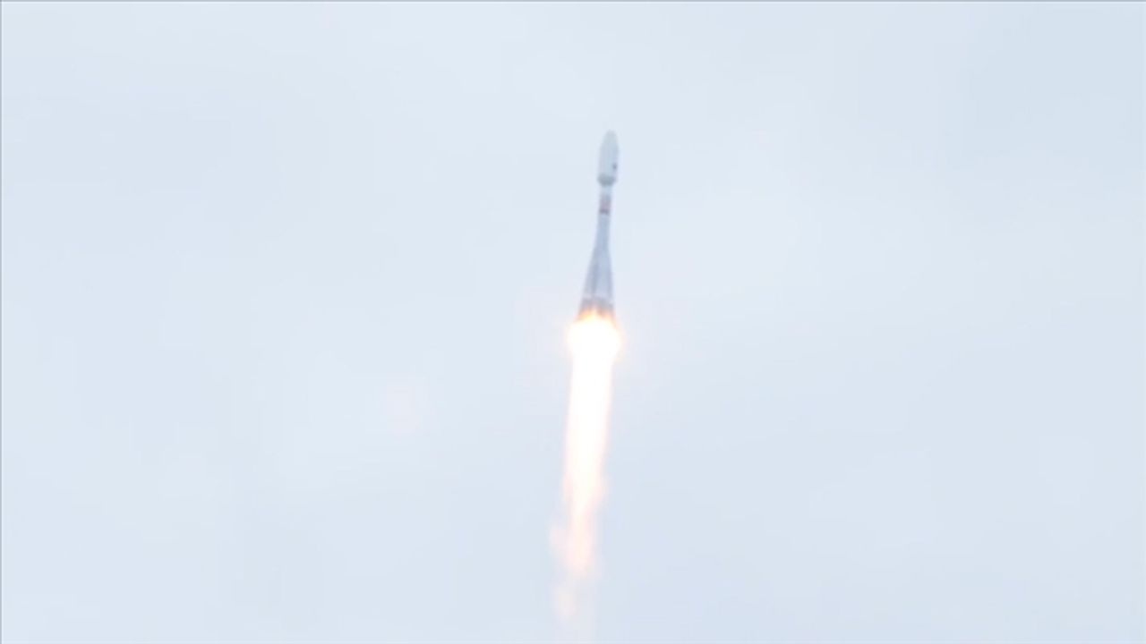 Rus uzay aracı Luna-25, Ay'ın yörüngesine girdi
