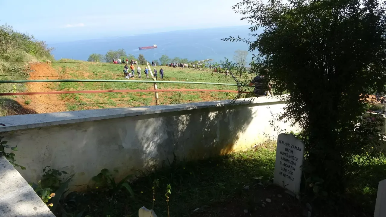 Trabzon'da deniz manzaralı mezarlık isteyenler arasında arbede
