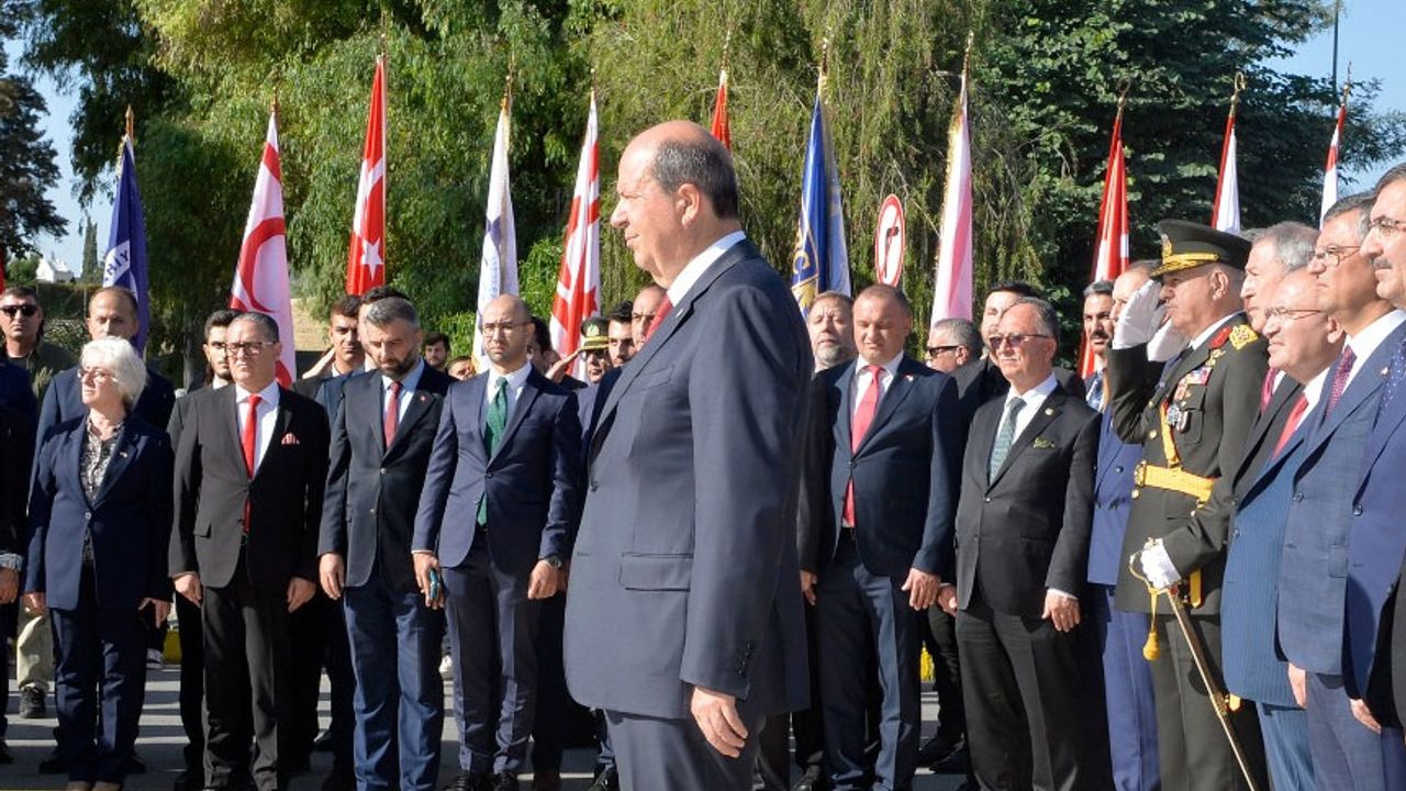 Lefkoşa Atatürk Anıtı önünde tören düzenlendi