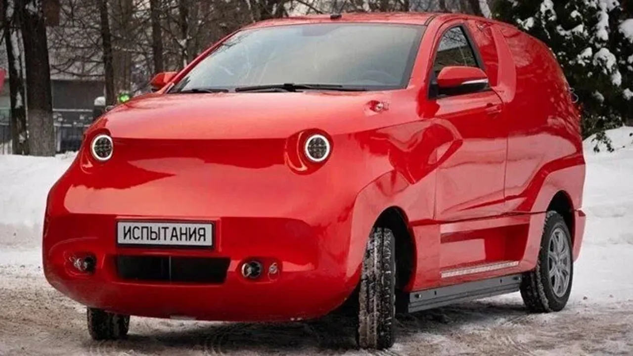 Rusya'nın elektrikli otomobili "Amber" tanıtıldı...