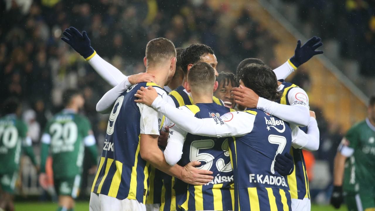 Kadıköy’de Fenerbahçe’den gol yağmuru