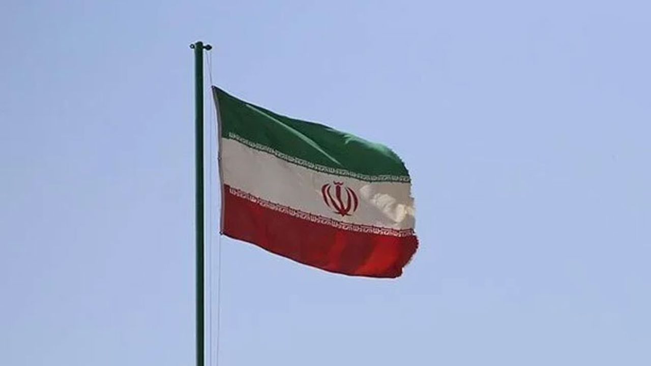 İran'da 1 asker, 5 silah arkadaşını öldürdü