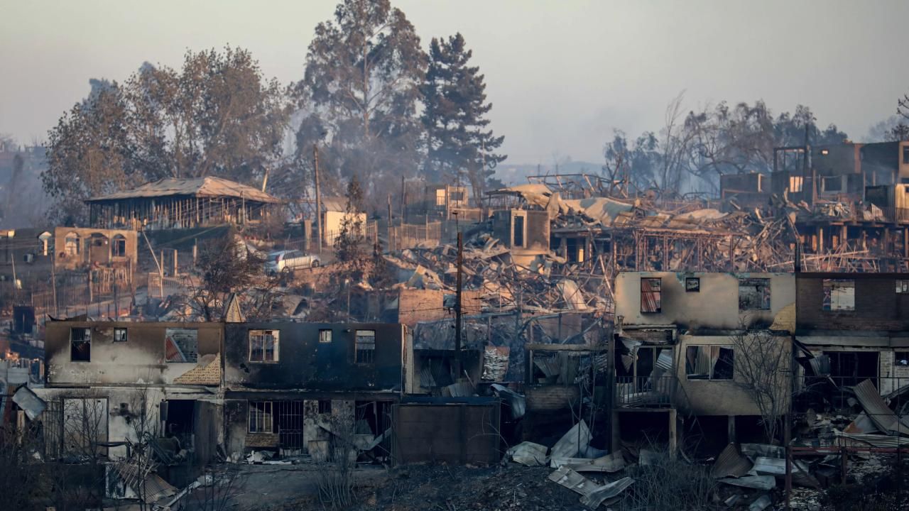 Şili'de orman yangınlarında 19 kişi öldü