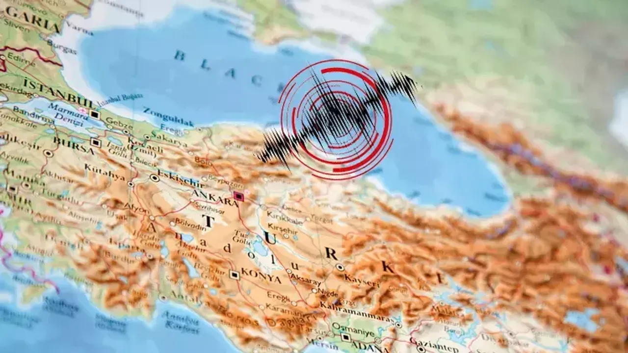 Karadeniz'de korkutan deprem...