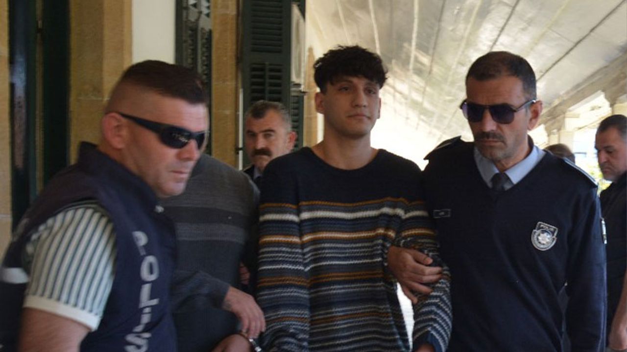 İki ayrı iş yerini soyan sanık 18 ay hapis cezası aldı