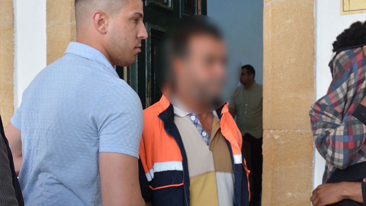 Bir yıl boyunca elektrik çaldı