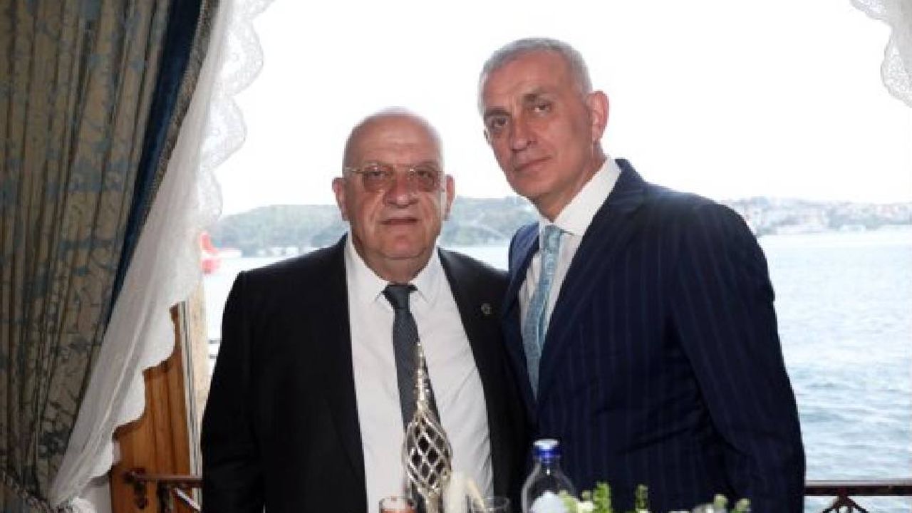 Güney Kıbrıs'ın Futbol Federasyonu Başkanı Koumas, UEFA İstanbul Ofisi’nin açılışına katıldı