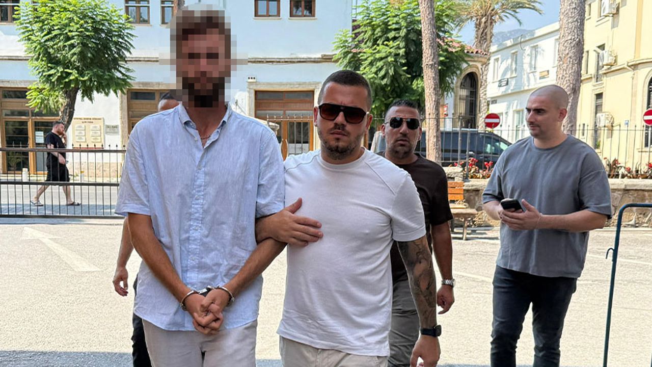 Belediye Otoparkında 5 kilo yasaklı madde ile yakalandı!