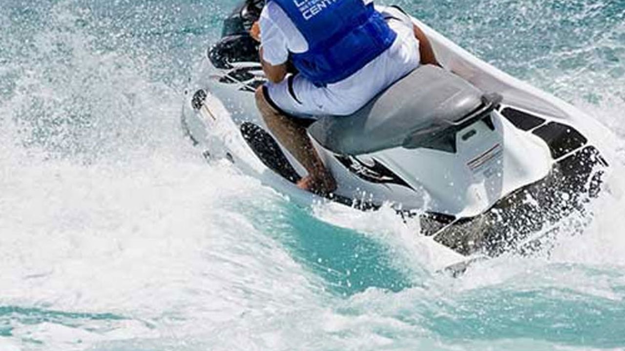 Girne’de Jet-Ski Kullanıcısı Can Güvenliğini Tehlikeye Attı