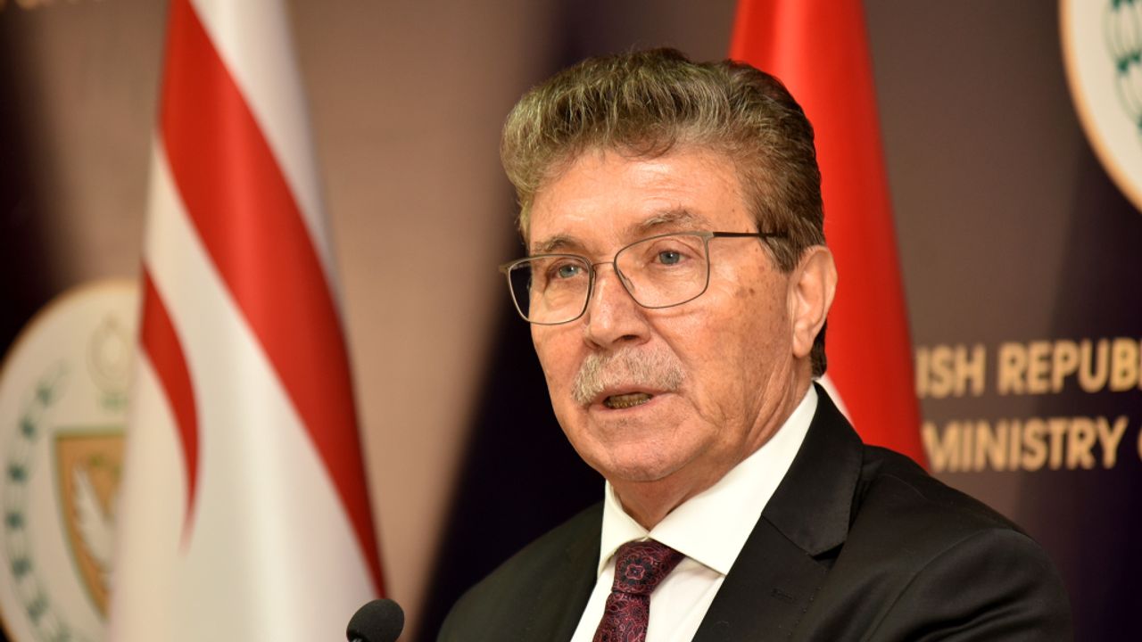 Başbakan Üstel: Emeklilerden vergi alınacağı söylemleri doğru değil