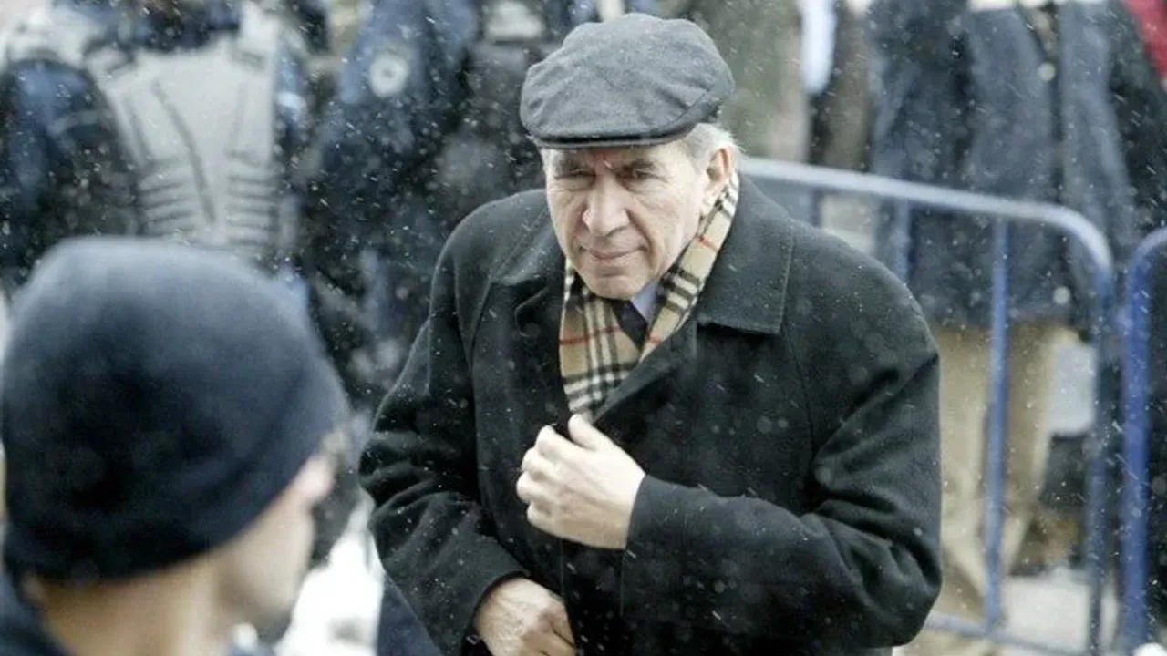 Altan Öymen yaşamını yitirdi