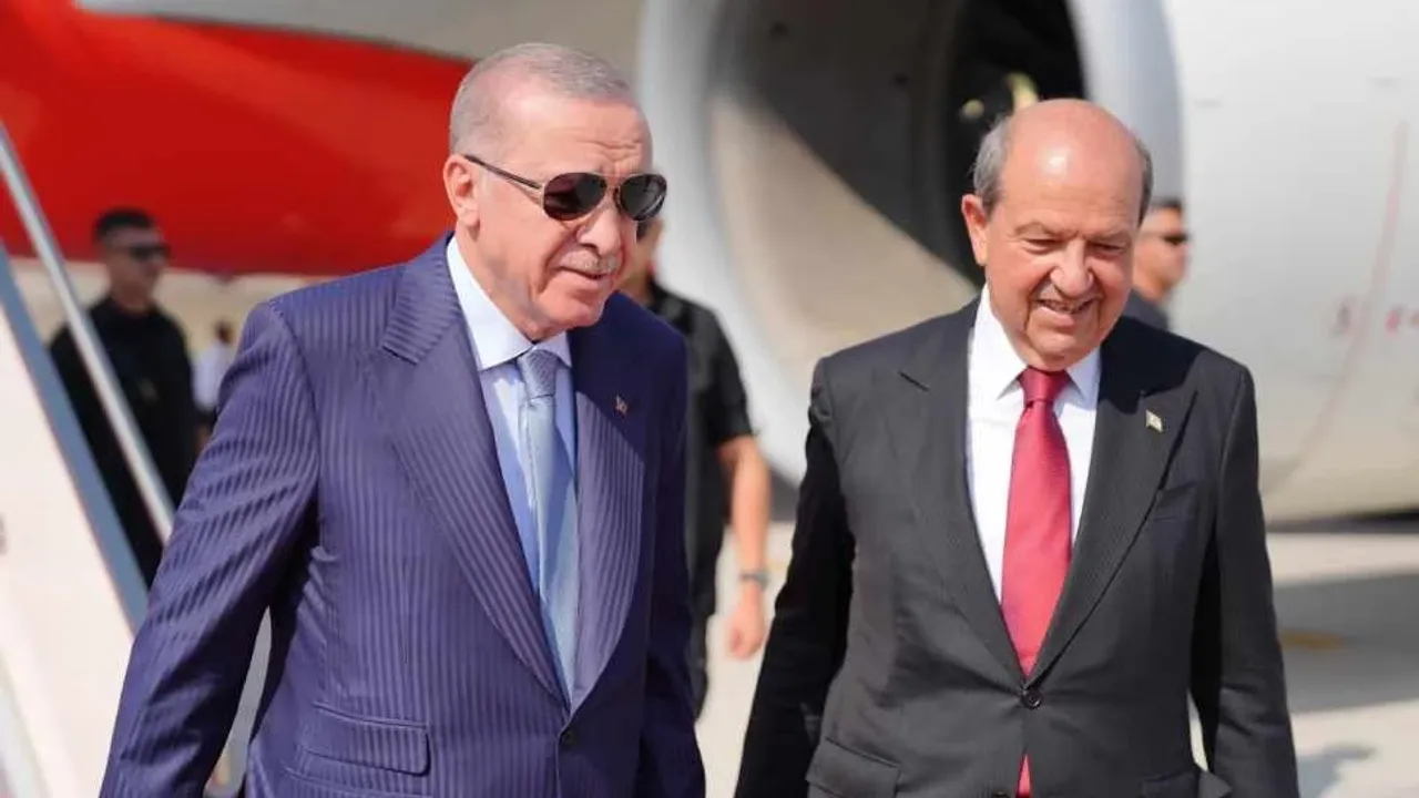 Erdoğan’ın KKTC ziyareti ve Tatar’a tam desteği Rum basınında