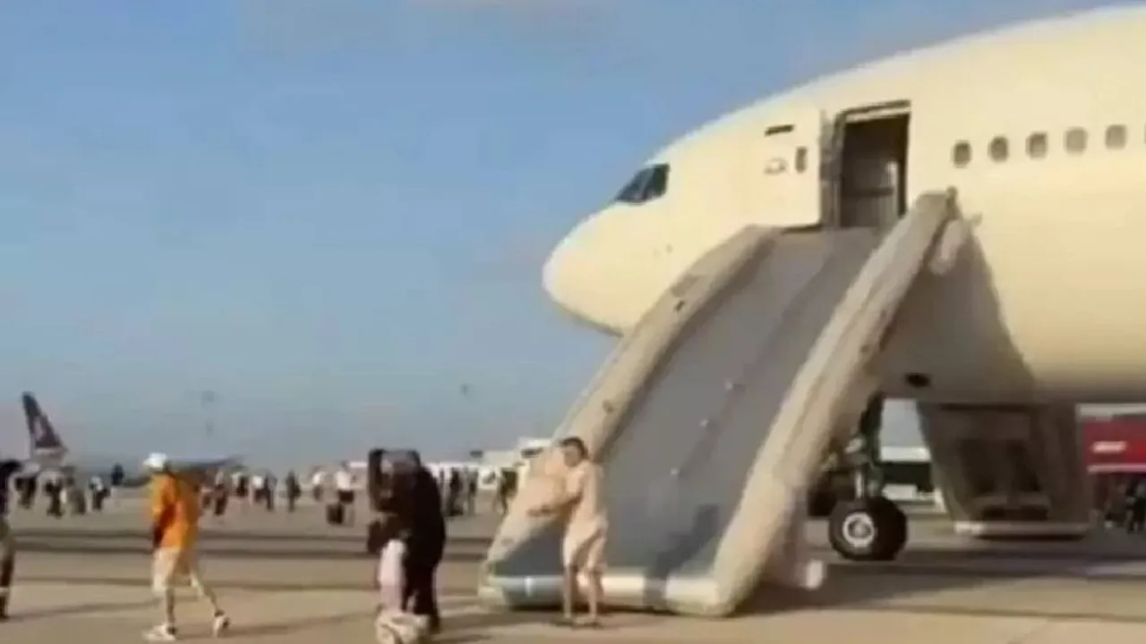 THY uçağında korku dolu anlar! Slide'ları açarak acil iniş yaptı