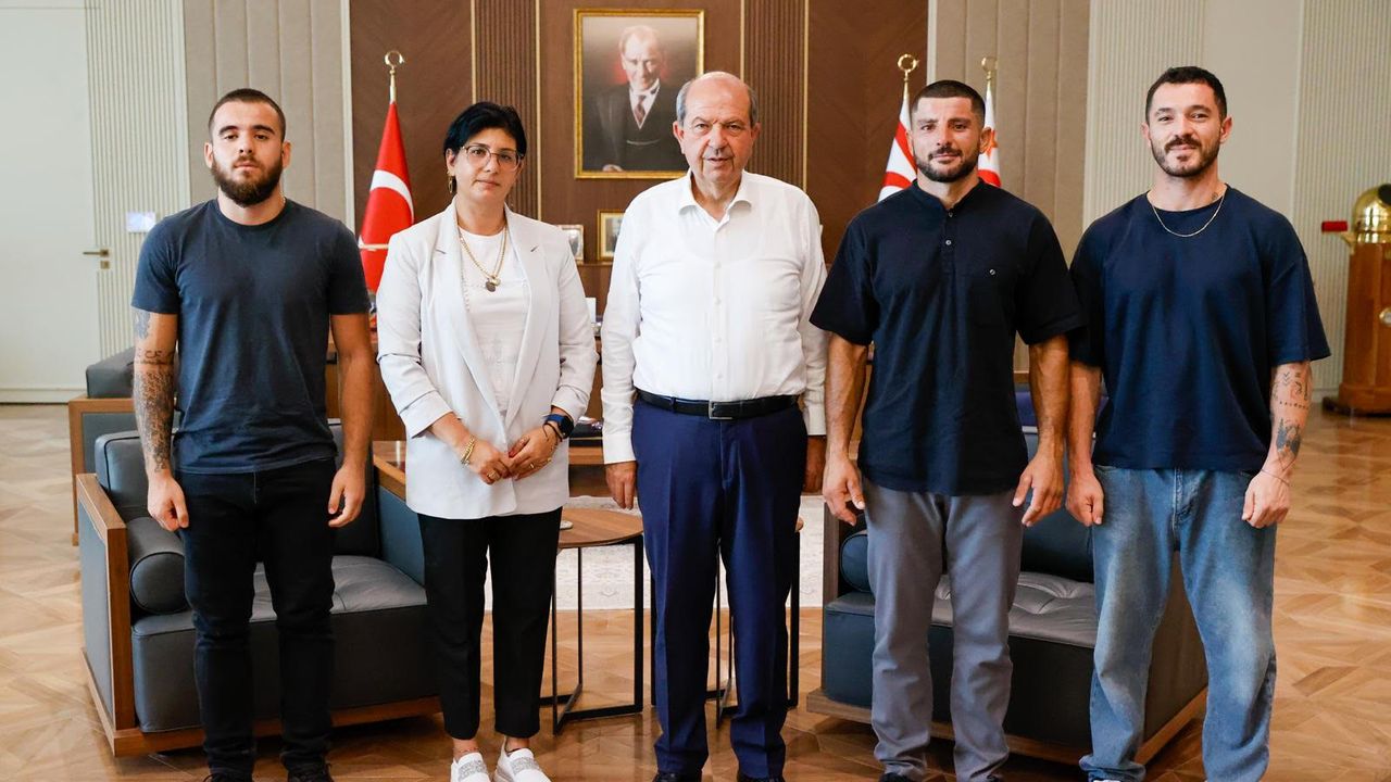 Tatar, KKTC Boks Federasyonu Başkanı ve Yönetim Kurulu üyelerini kabul etti