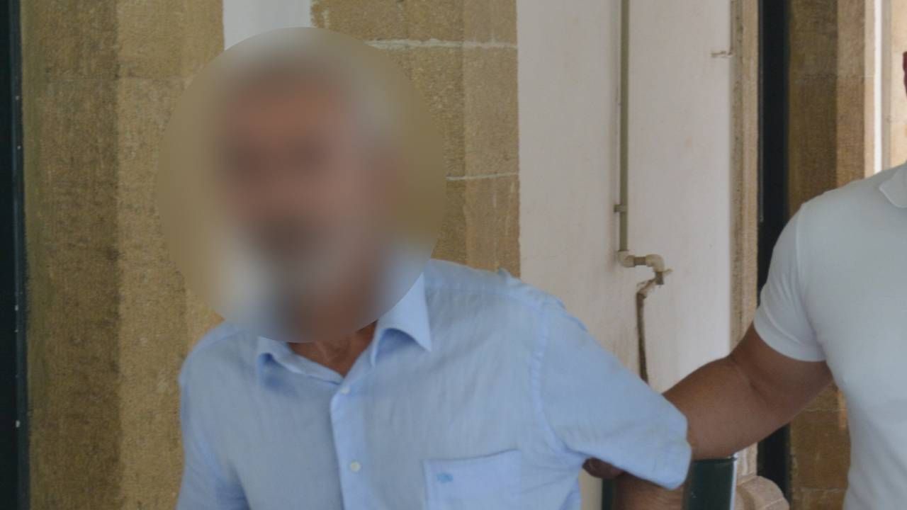 2009 yılından beri kaçak... 5 bin 888 gün!