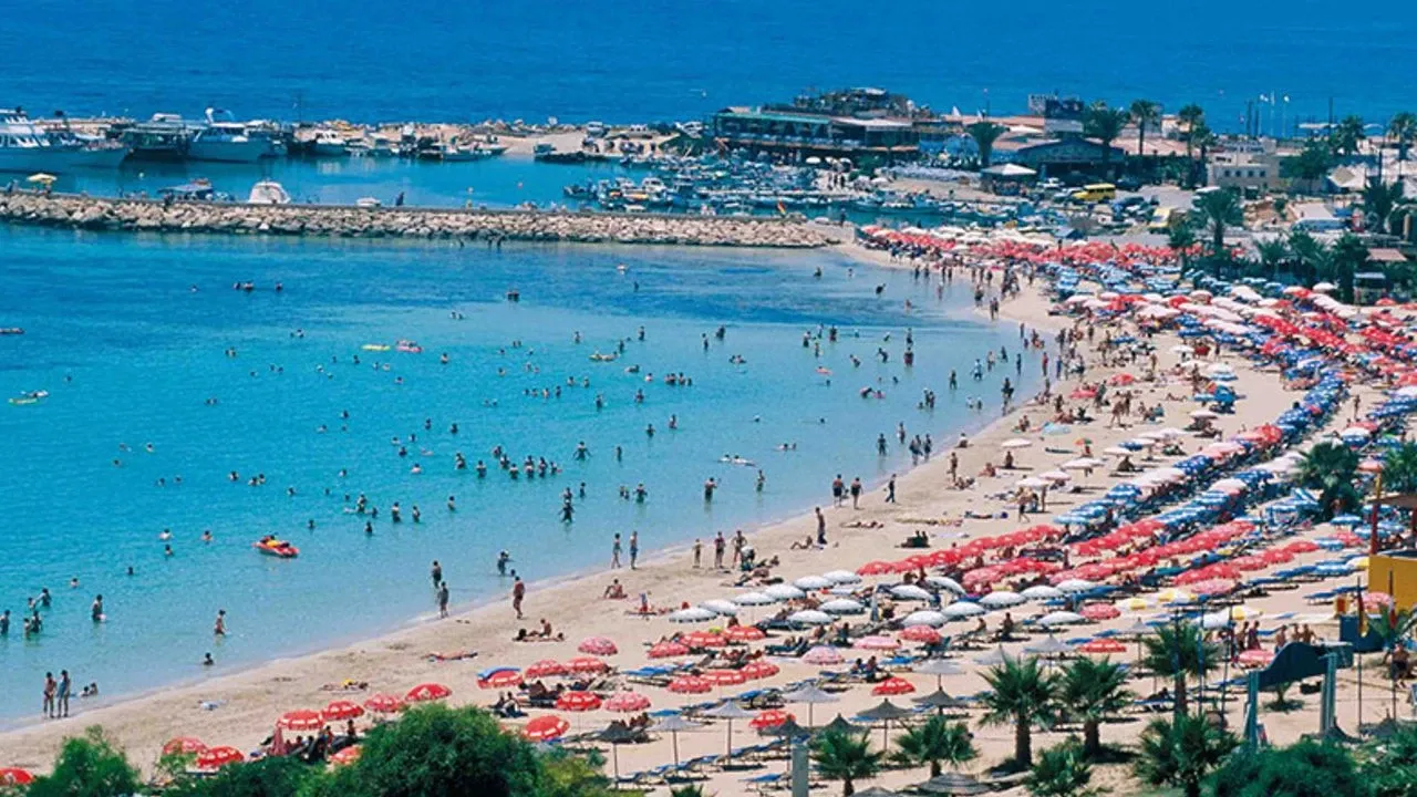 Güney Kıbrıs’ta temmuz ayında turist sayısında yüzde 6,9 artış