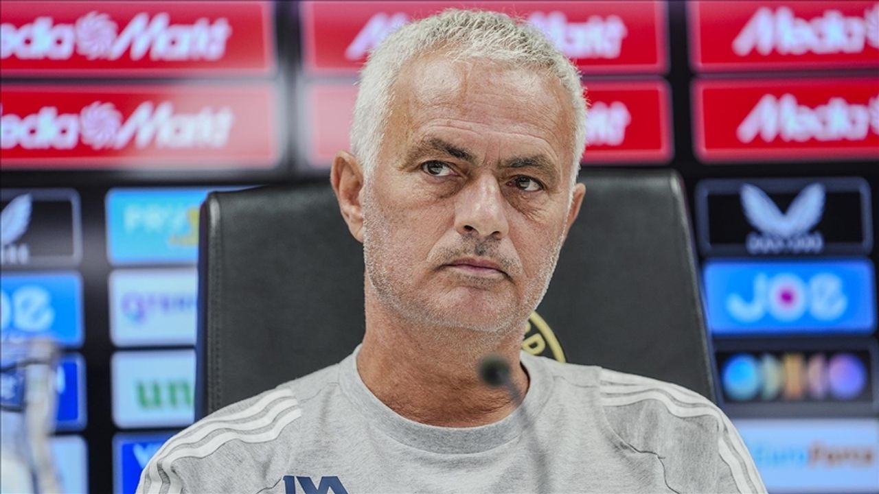 Fenerbahçe Teknik Direktörü Jose Mourinho: İyi bir takıma karşı zor bir maç oynayacağız