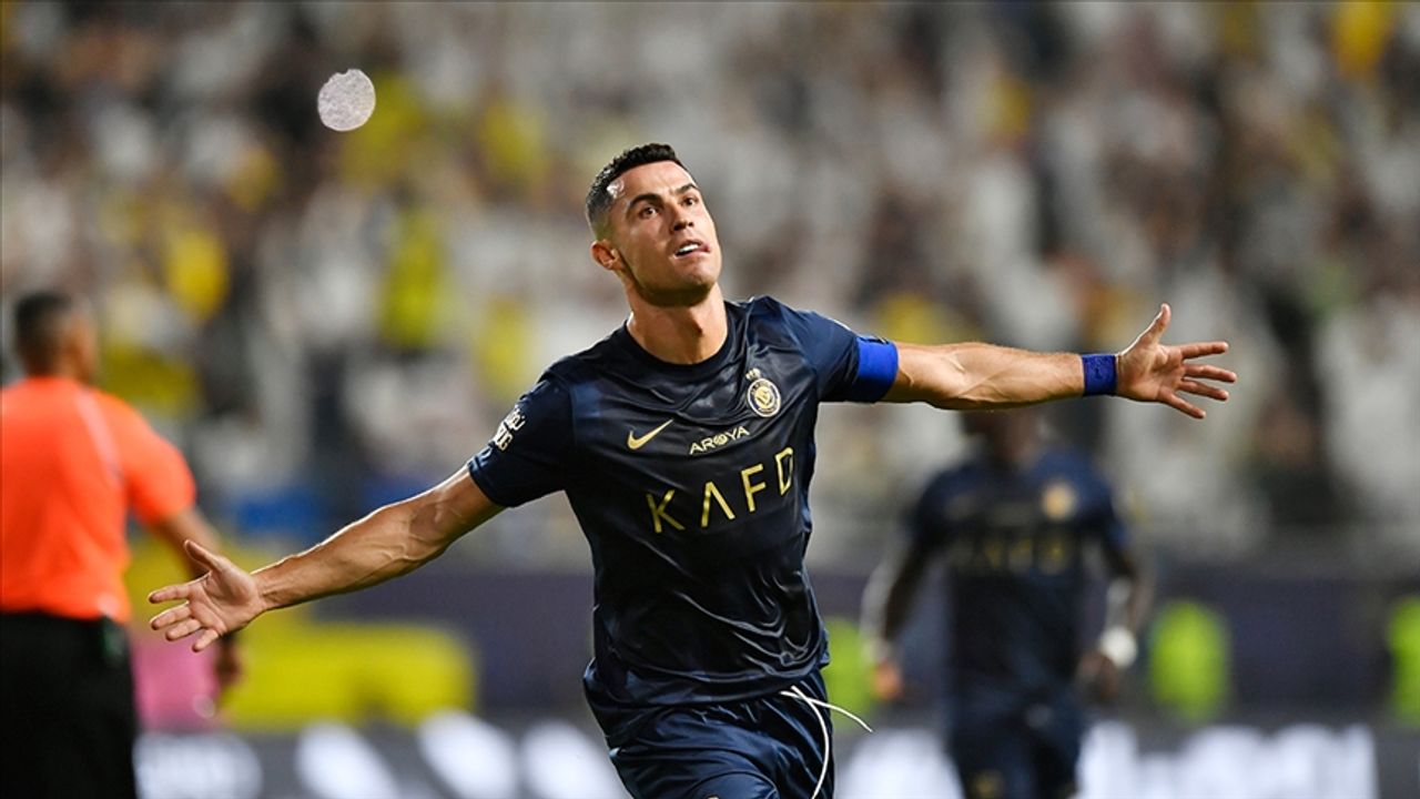 Cristiano Ronaldo, Suudi Arabistan Süper Kupa finalinde attığı golle tarihe geçti