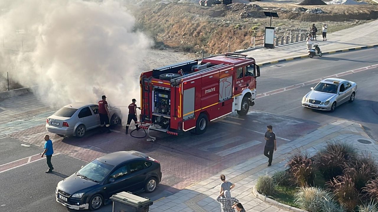Lefkoşa’da araç yangını