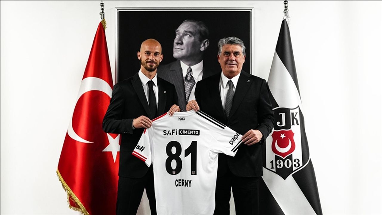 Beşiktaş, Çek futbolcu Vaclav Cerny'yi kadrosuna kattı